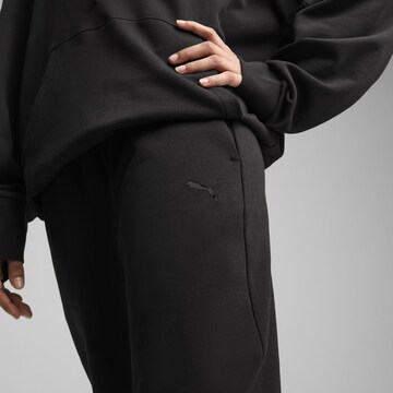 PUMA Tapered Broek 'Her Comfort' in Zwart