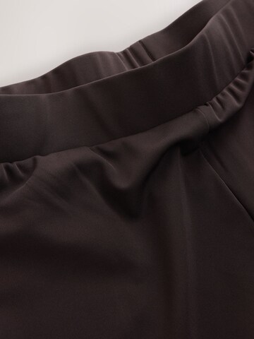 Next Wide Leg Hose in Braun