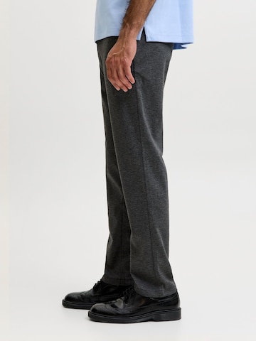 JACK & JONES Regular Chino in Grijs