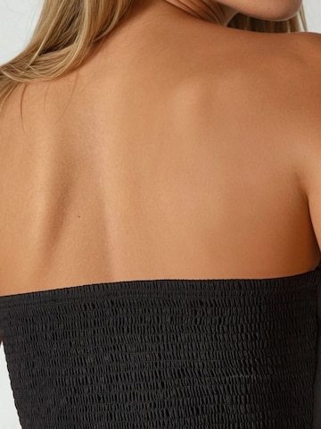 Hiccup Top in Schwarz