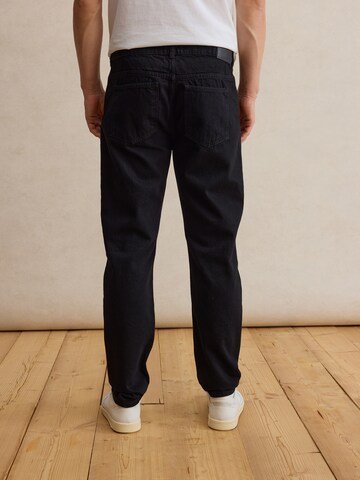DAN FOX APPAREL Обычный Джинсы 'Carlo' в Черный