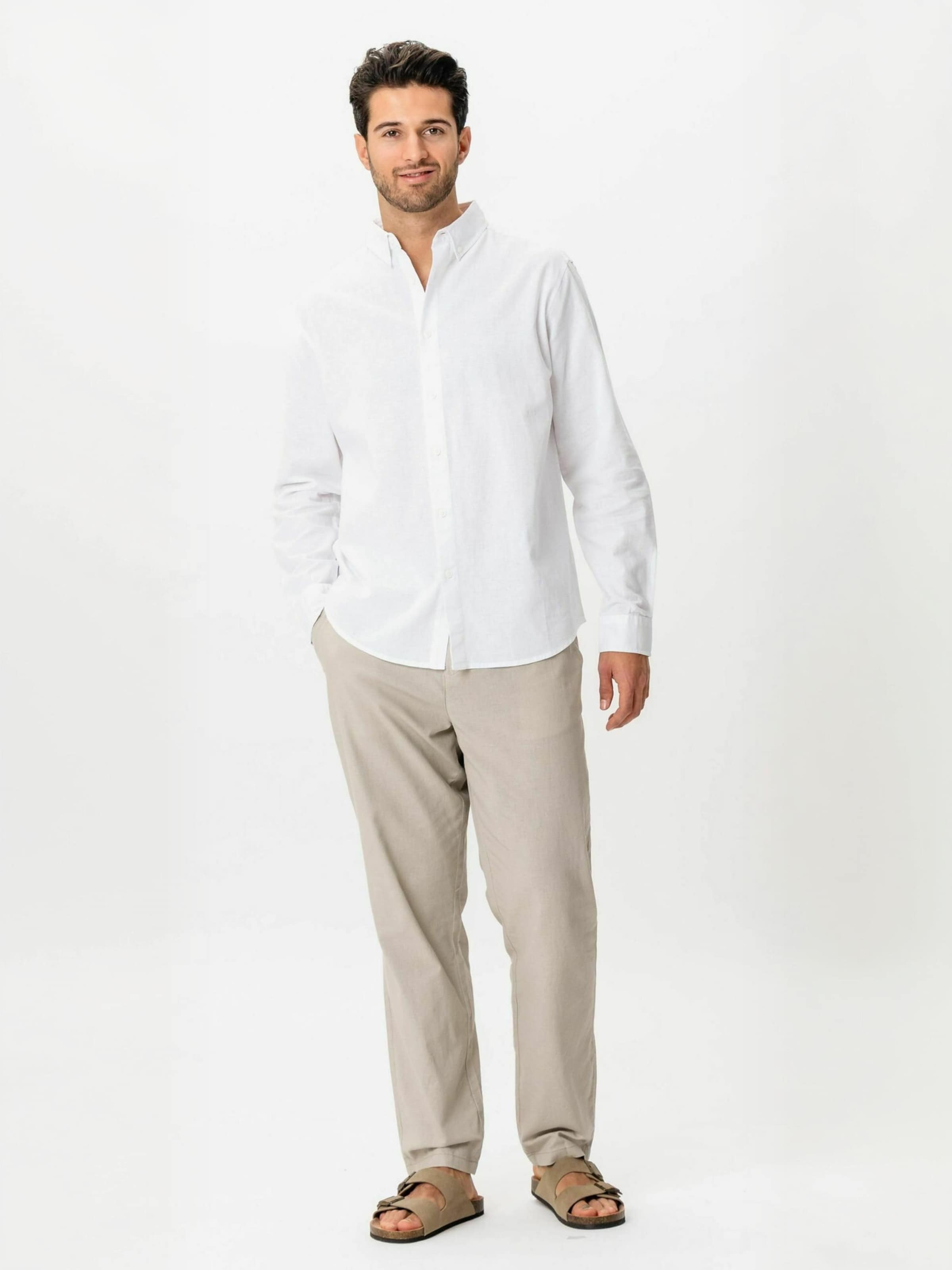 Coupe regular Chemise ' Linen Blend ' TEESHOPPEN en blanc : devant