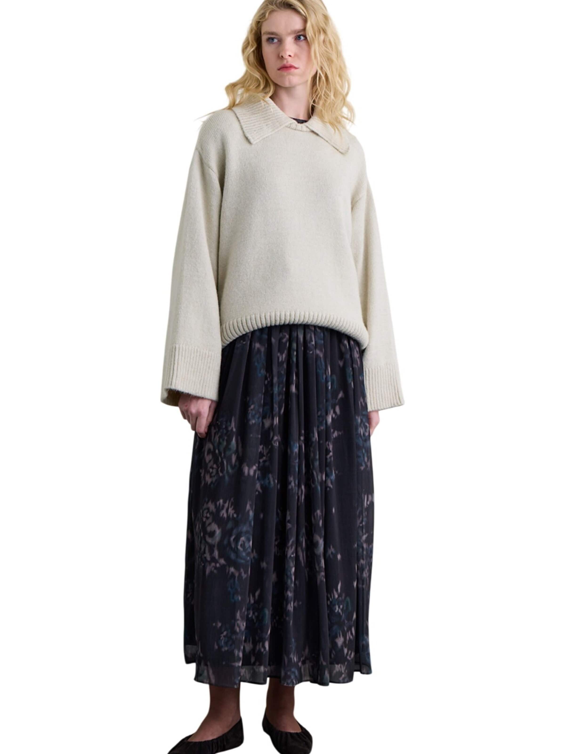 MANUKA Sweater in Grey: front