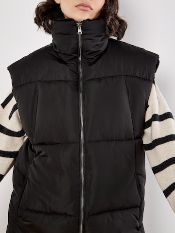 Apricot Costume jacket ' ' in Black