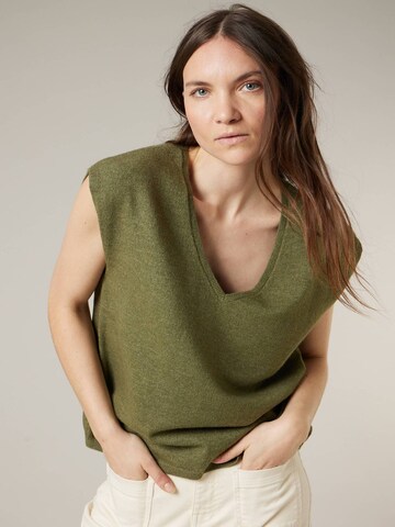 Pull-over 'Miria' Deeluxe en vert : devant