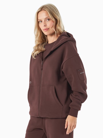 Organication Sweatjacke in Braun