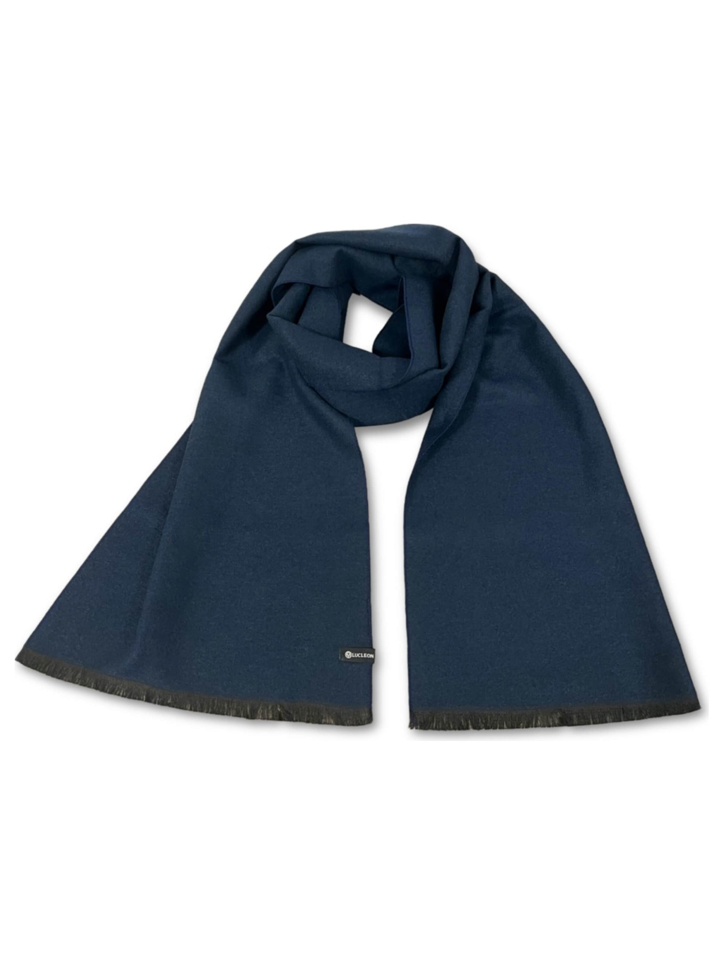 Lucleon Scarf in Blue: front