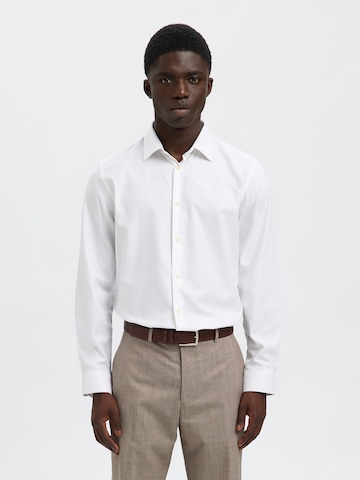 SELECTED Slim fit Button Up Shirt 'SLHCLARK' in White: front