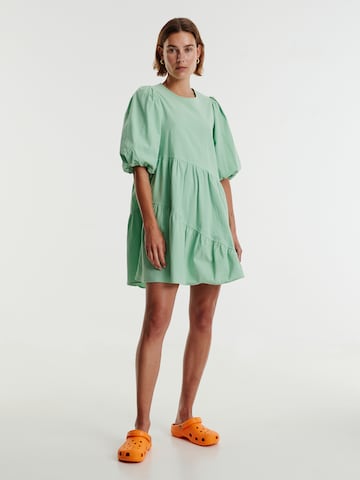 EDITED Φόρεμα 'Lene' σε πράσινο