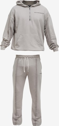 Tom Barron Tracksuit in Grey: front