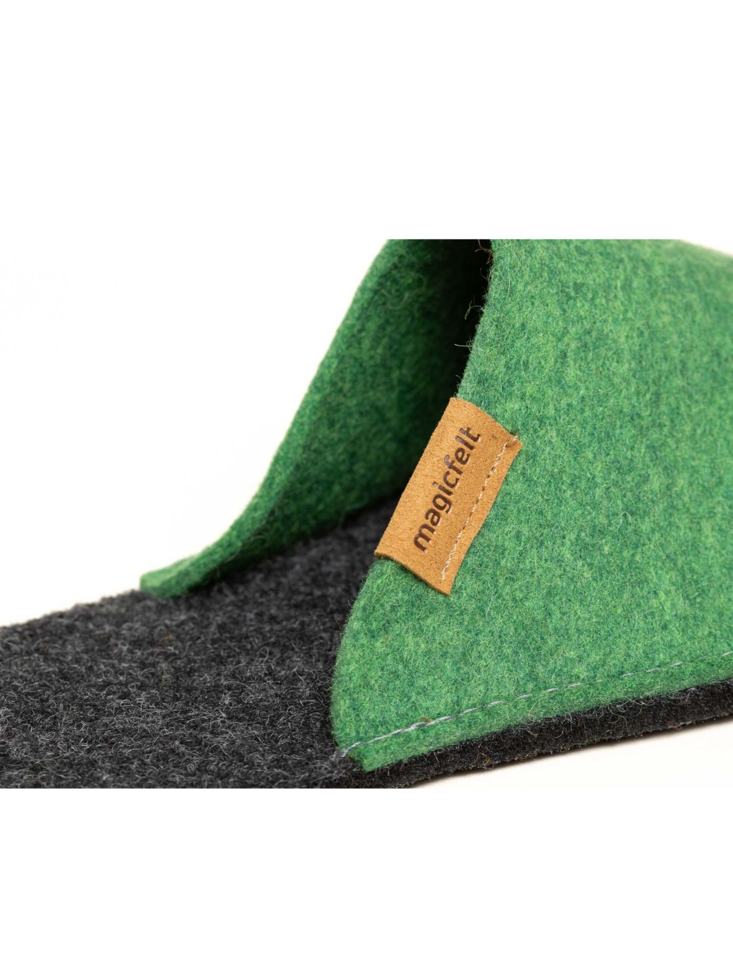 MagicFelt Slippers 'Filzpantoffel Magicfelt Travel 2.0' in Green