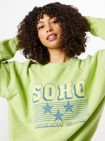 Nasty Gal Sweatshirt in Green