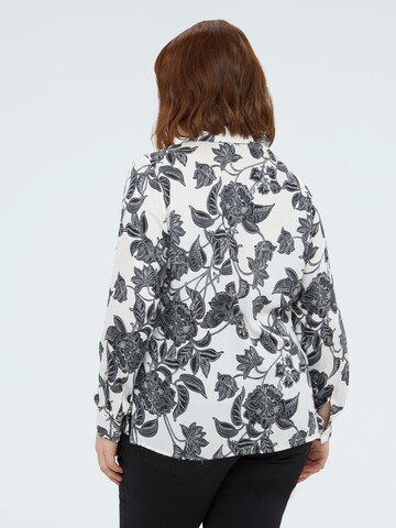 T-shirt Fiorella Rubino en noir