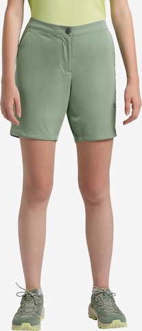 JACK WOLFSKIN Shorts in Grün: Vorderseite