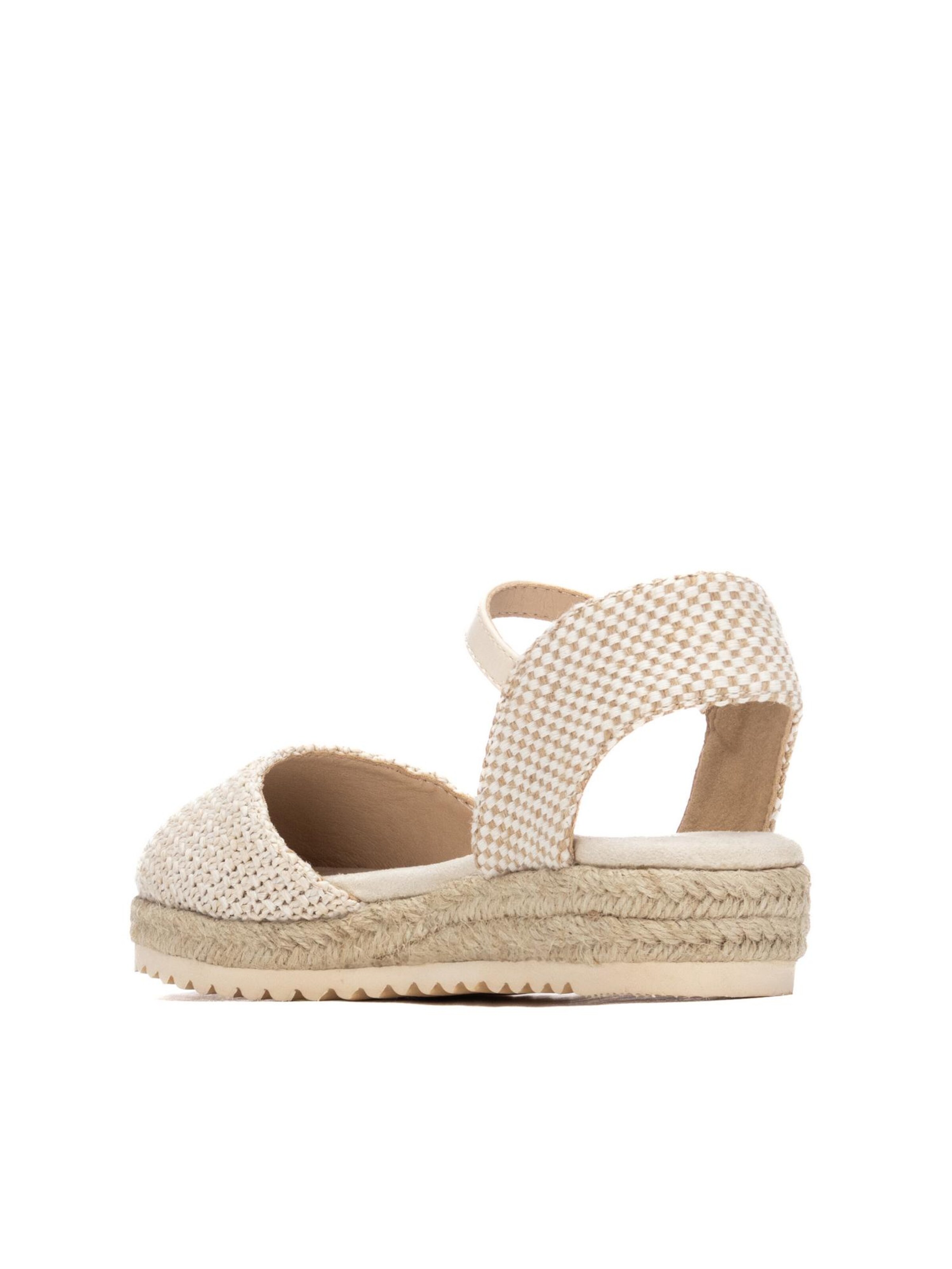 Xti Sandale‌‌‌‌ in Beige