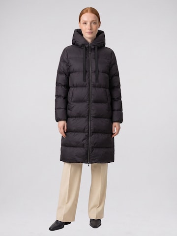 No. 1 Como Winter Coat in Black: front
