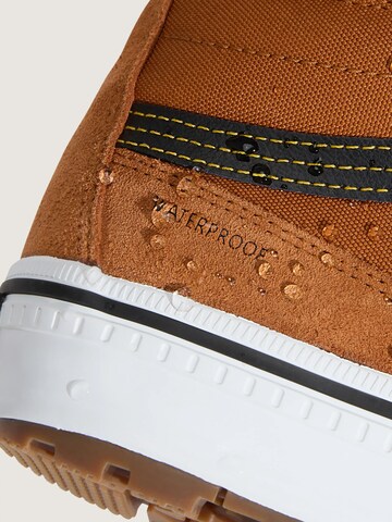 VANS Sneaker in Braun