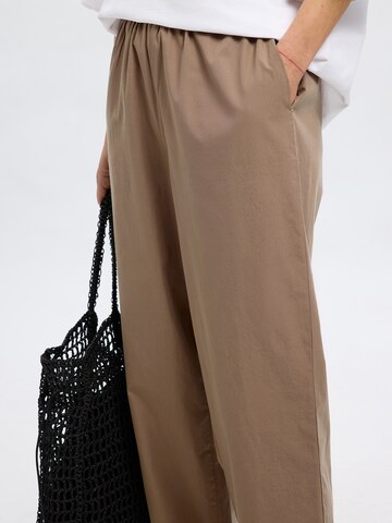 SELECTED FEMME regular Bukser 'SLFBlair' i brun
