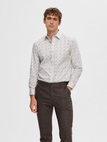 SELECTED HOMME Regular fit Button Up Shirt in Mixed colors