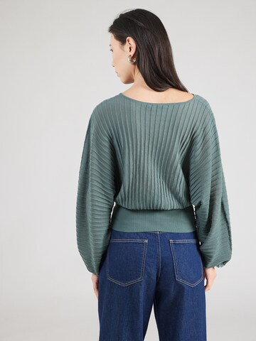 Pulover 'Penny' de la ABOUT YOU pe verde