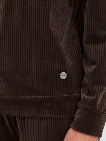 Pullover ' OXEBBA HALFZIP ' di Oxmo in marrone
