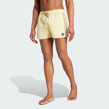 ADIDAS SPORTSWEAR Спортивные плавки в Желтый: спереди