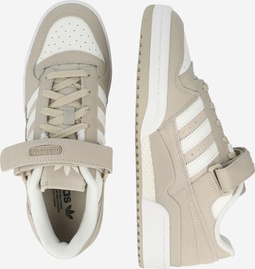 ADIDAS ORIGINALS - Sapatilhas baixas 'Forum' em bege