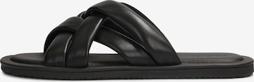 Kazar Mule in Black: front