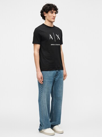 ARMANI EXCHANGE T-shirt i svart