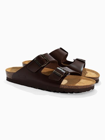 Bayton Sandale in Braun