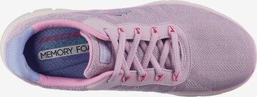 Baskets basses SKECHERS en violet