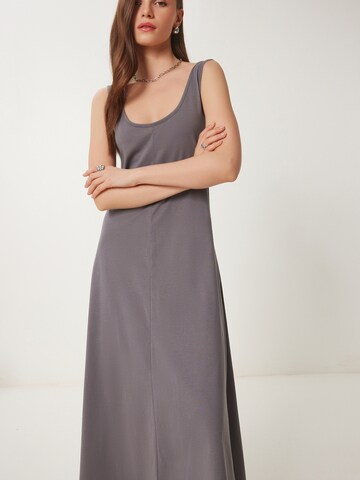 Happiness İstanbul Šaty - Sivá