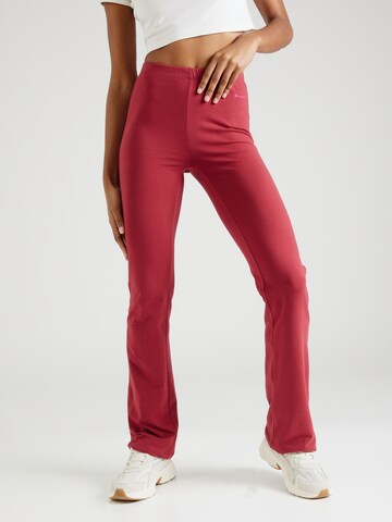 Champion Authentic Athletic Apparel Bootcut Παντελόνι φόρμας σε κόκκινο: μπροστά