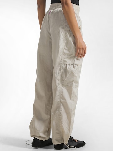 Tapered Pantaloni cargo di DEHA in beige
