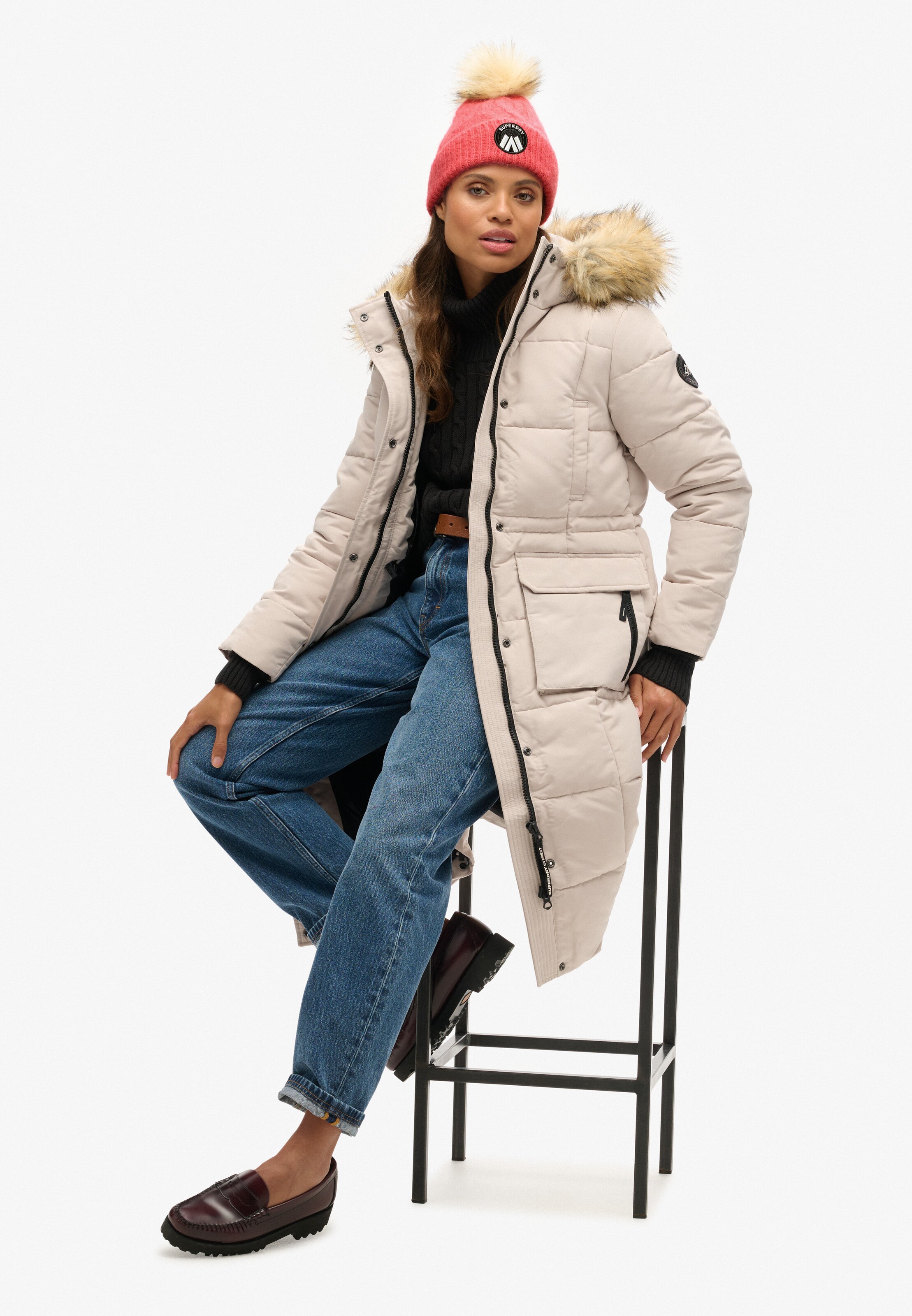 Superdry Beanie in Pink