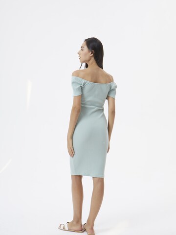 AIKI KEYLOOK Dress 'Firstclass' in Green