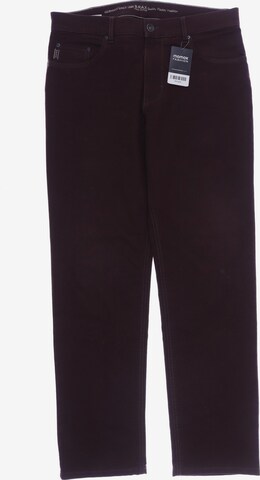 BRAX Jeans in 34 in Brown: front