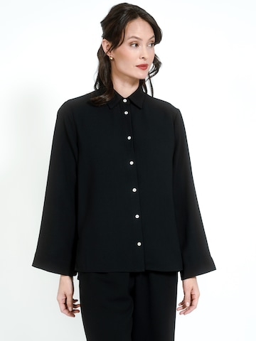 Jascha Stockholm Bluse i sort