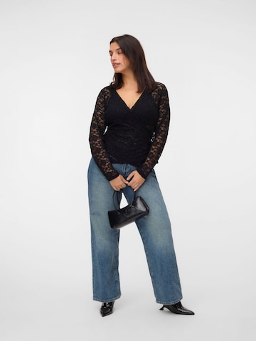 Vero Moda Curve - Blusa 'VMDea' en negro