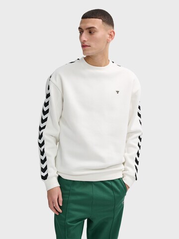 Hummel Sweatshirt in White: front