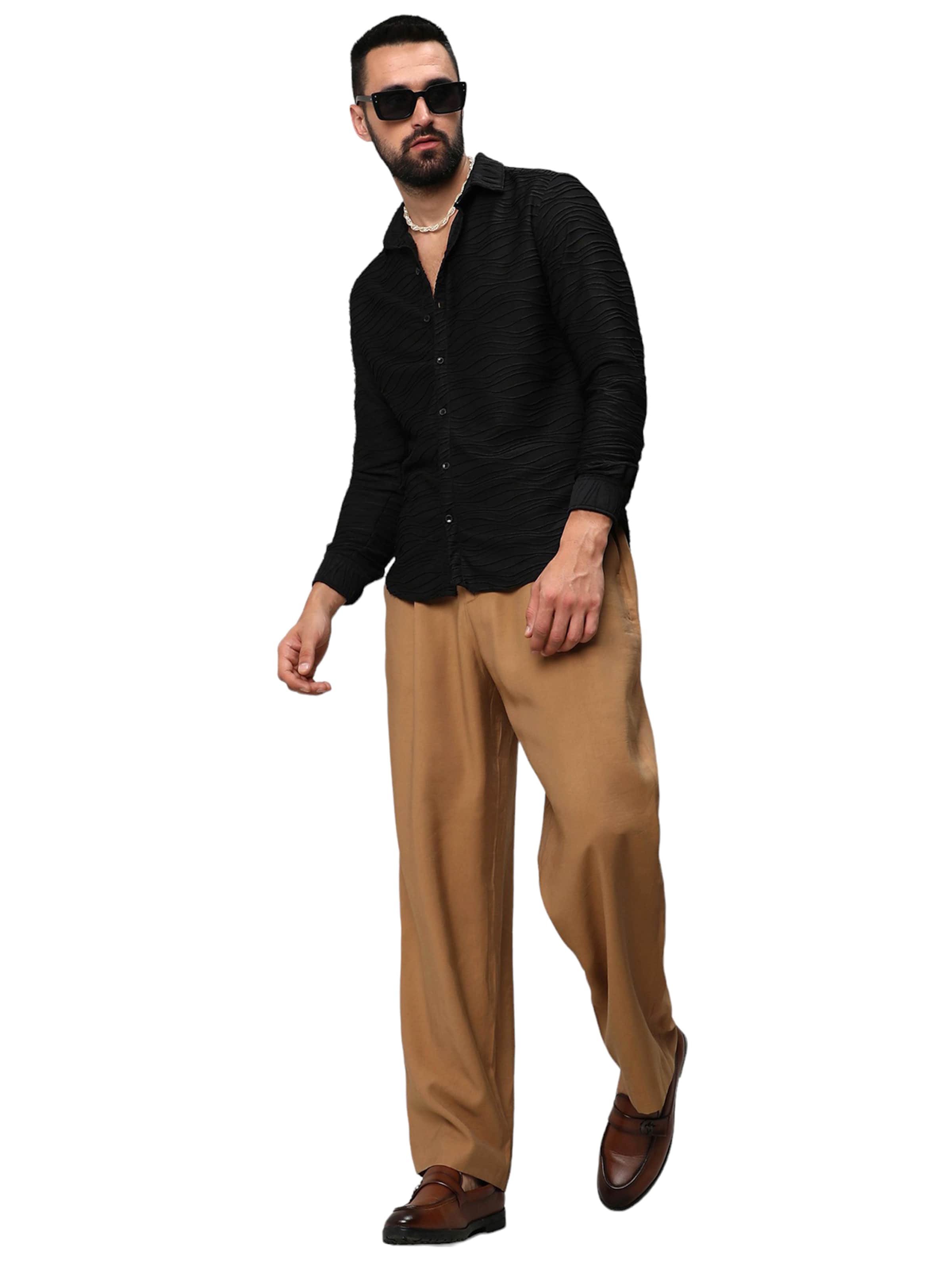 Campus Sutra Regular Fit Skjorte ' Kade ' i sort