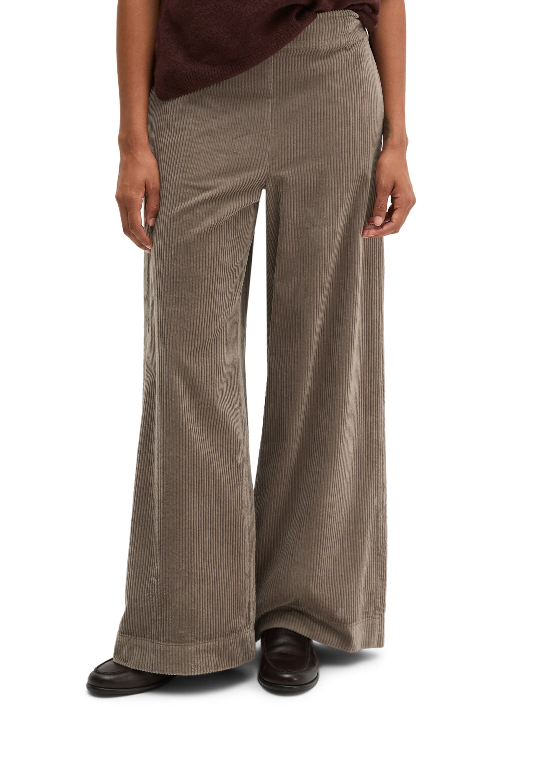 Marc O'Polo Wide leg Broek in Bruin: voorkant