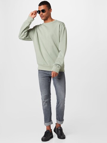 ABOUT YOU Sweatshirt 'Dean' in Groen