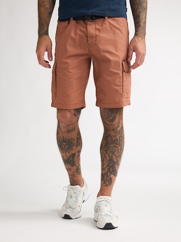 Petrol Industries Regular Cargo Pants in Red: front