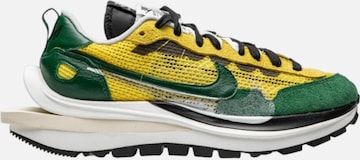 Baskets basses 'Sacai Vaporwaffle Tour' NIKE en vert : devant