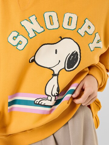 CODELLO Sweatshirt in Yellow