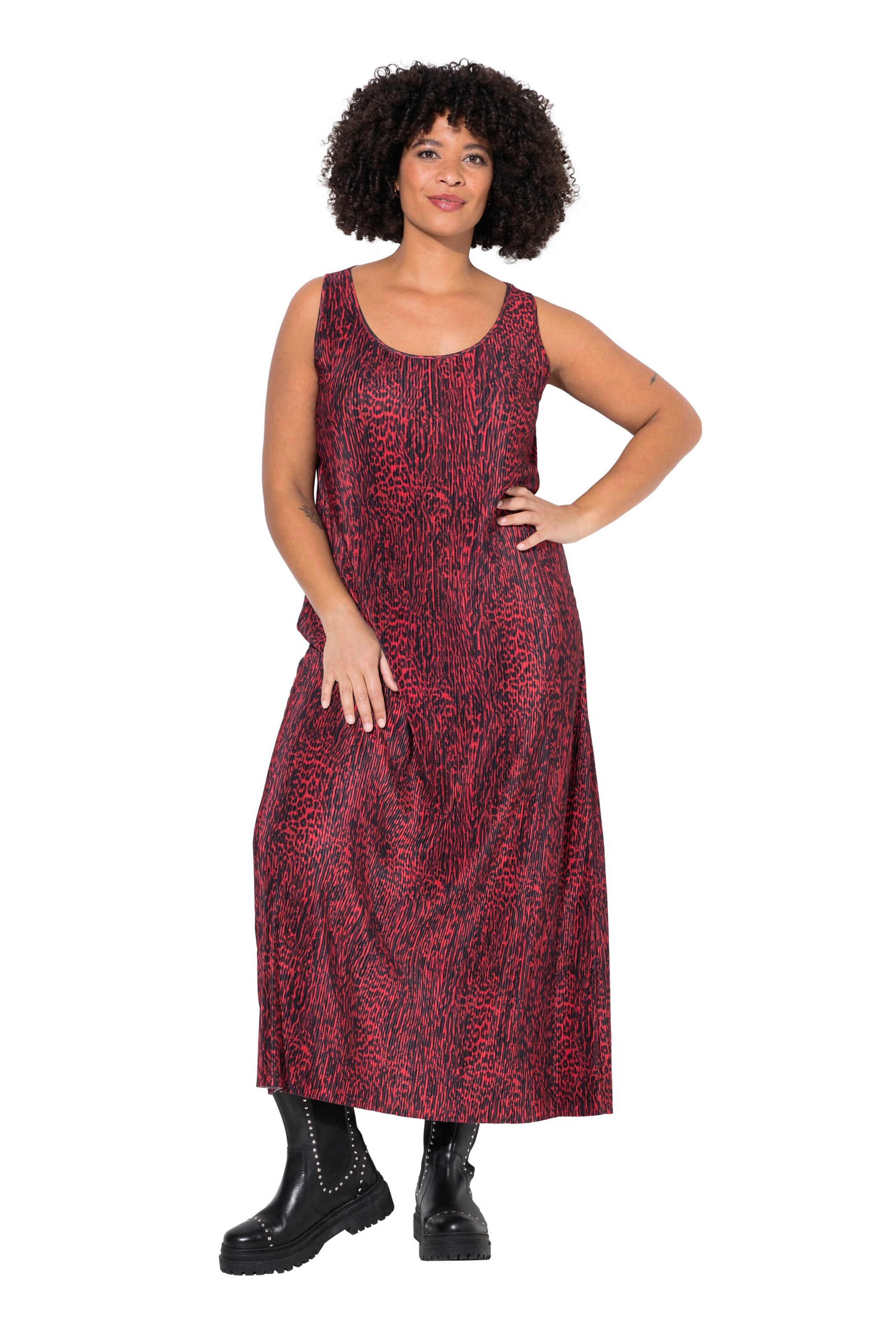 Angel of Style Jurk in Rood: voorkant