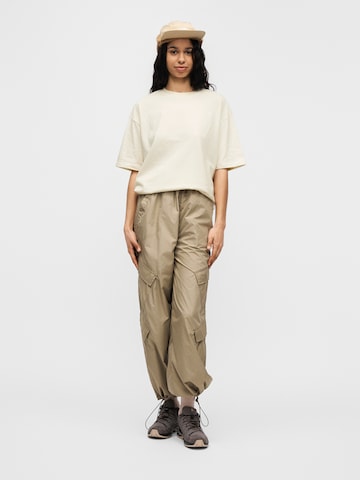 Tricou 'ESSENTIAL SIMPLE DOME' de la THE NORTH FACE pe alb