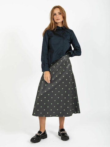 Coster Copenhagen Koszulka ' Fitted ' w kolorze niebieski