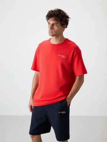 Tommy Life Sports suit in Red